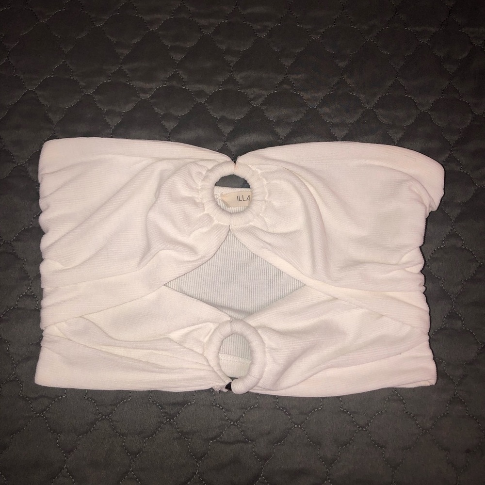 Illa illa white tube top